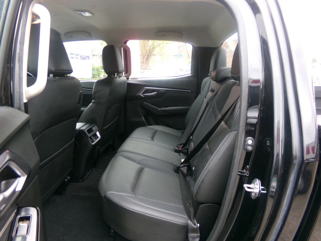 Isuzu D-Max 1.9 Dl40 Double Cab 4X4 Red #10