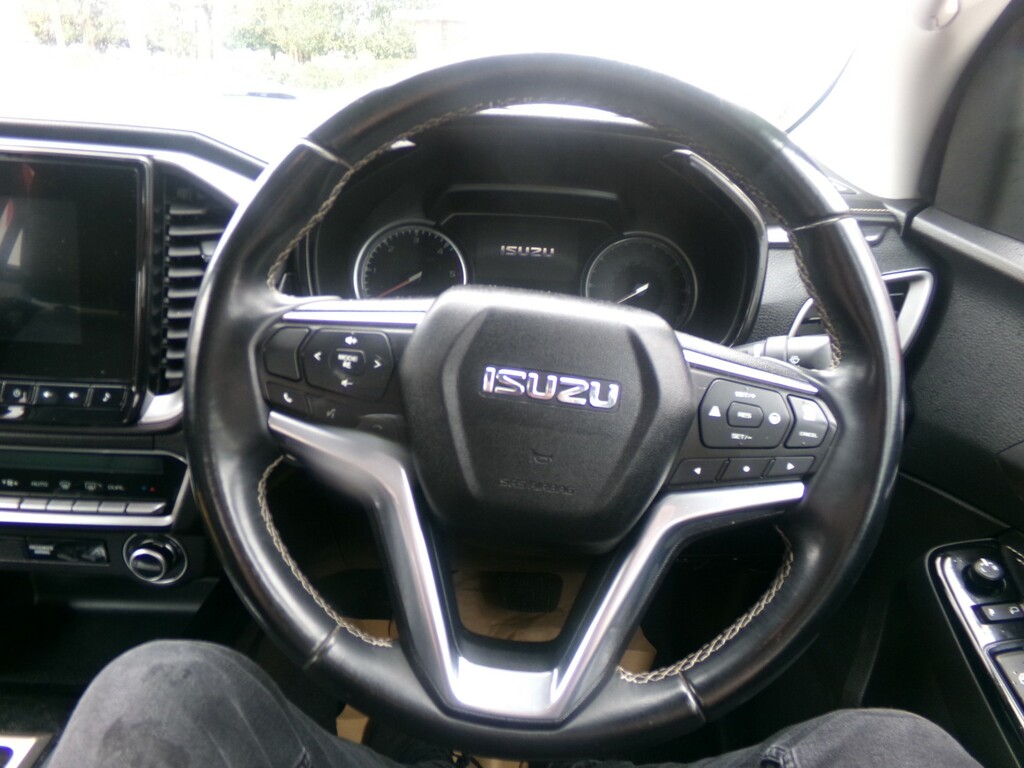 Isuzu D-Max 1.9 Dl40 Double Cab 4X4 Red #12