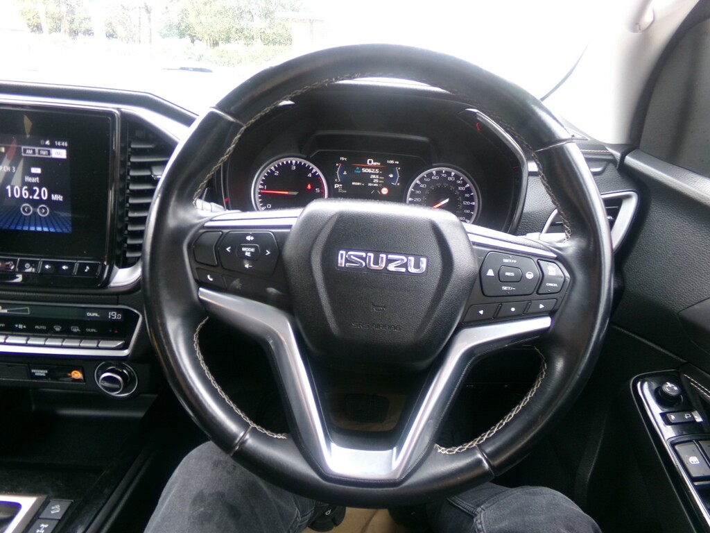 Isuzu D-Max 1.9 Dl40 Double Cab 4X4 Red #13