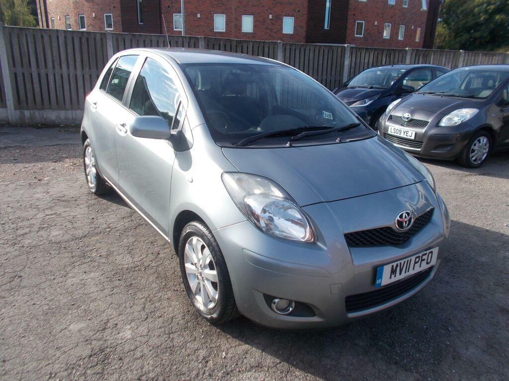 Toyota Yaris 1.33 Dual Vvt-i T Spirit Euro 5 S S Silver