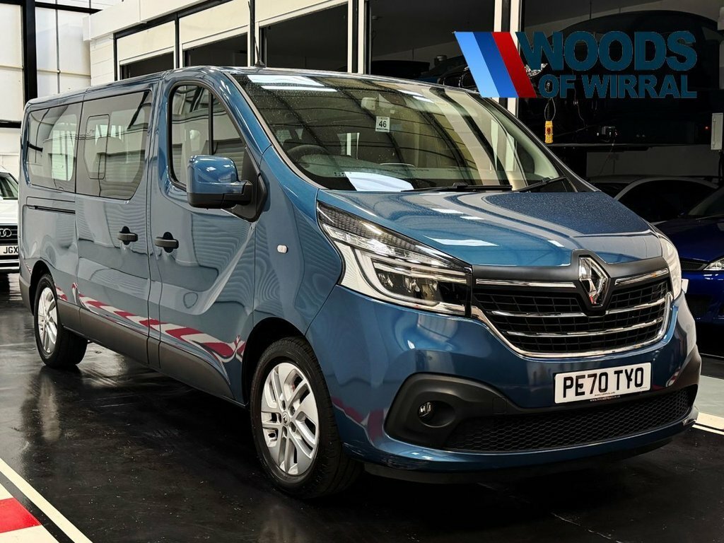 Renault Trafic 2L Sport Nav Blue
