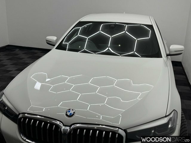BMW 5 Series Saloon Black #41