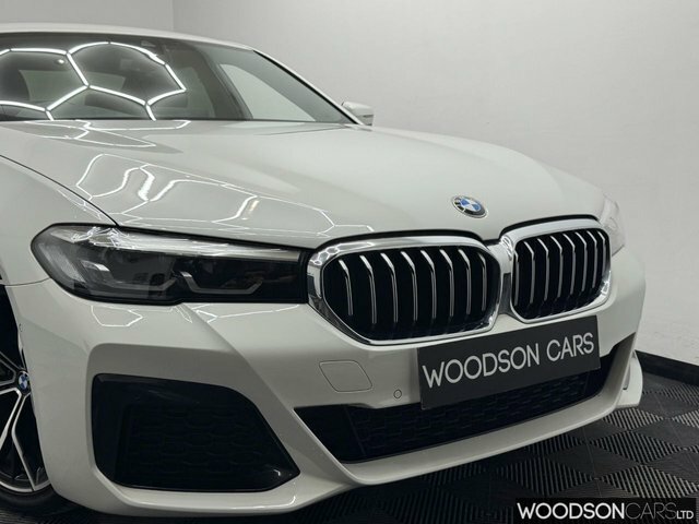 BMW 5 Series Saloon Black #39