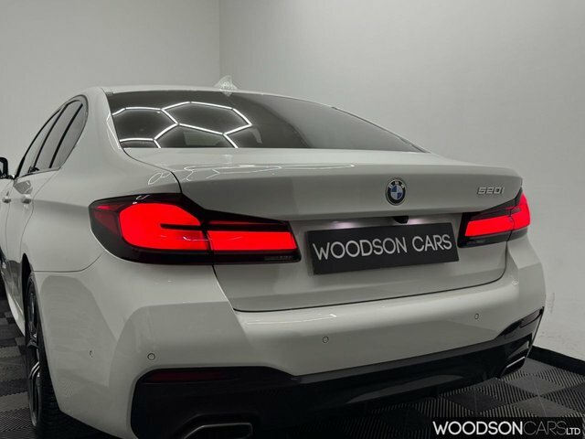 BMW 5 Series Saloon Black #36