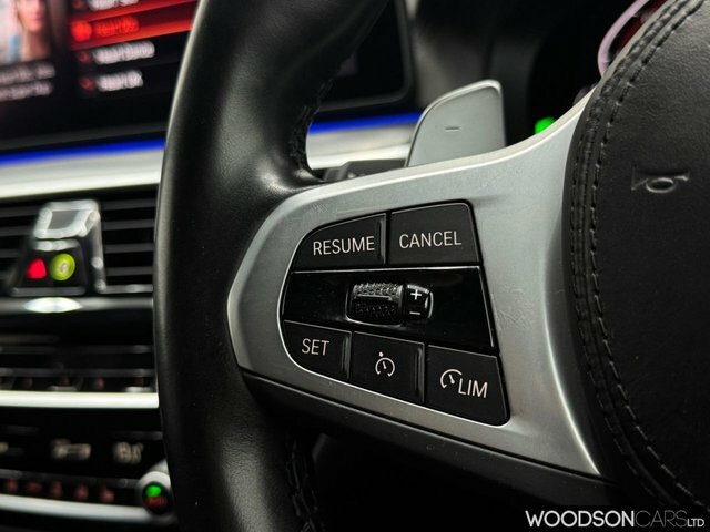 BMW 5 Series Saloon Black #25