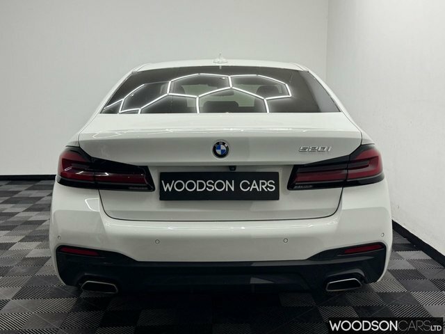 BMW 5 Series Saloon Black #30