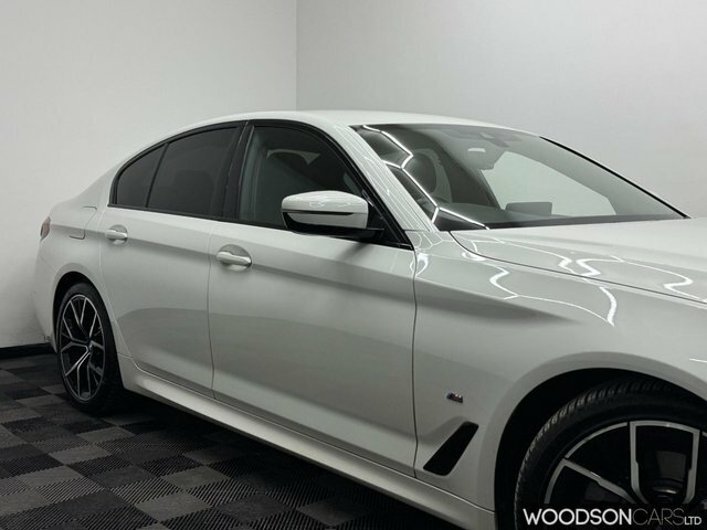 BMW 5 Series Saloon Black #42