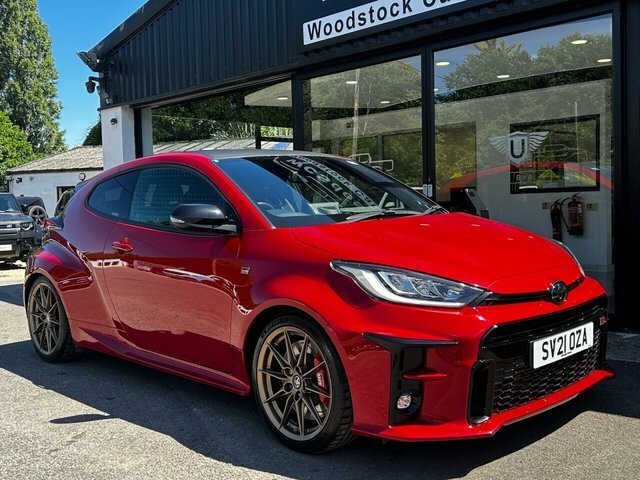Toyota Yaris Hatchback SV21OZA Red #5