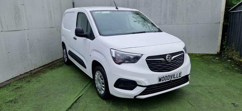Vauxhall Combo 2300 Sportive S S White #3
