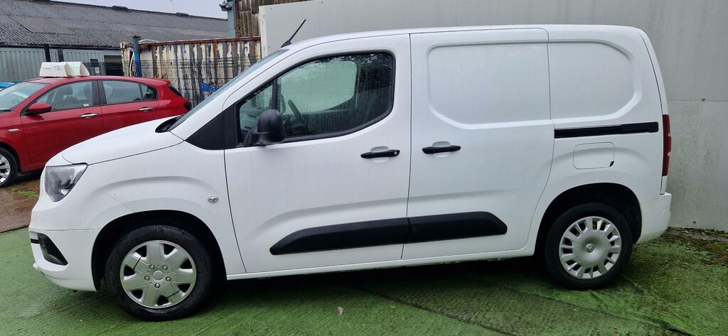 Vauxhall Combo 2000 1.5 Turbo D White #7