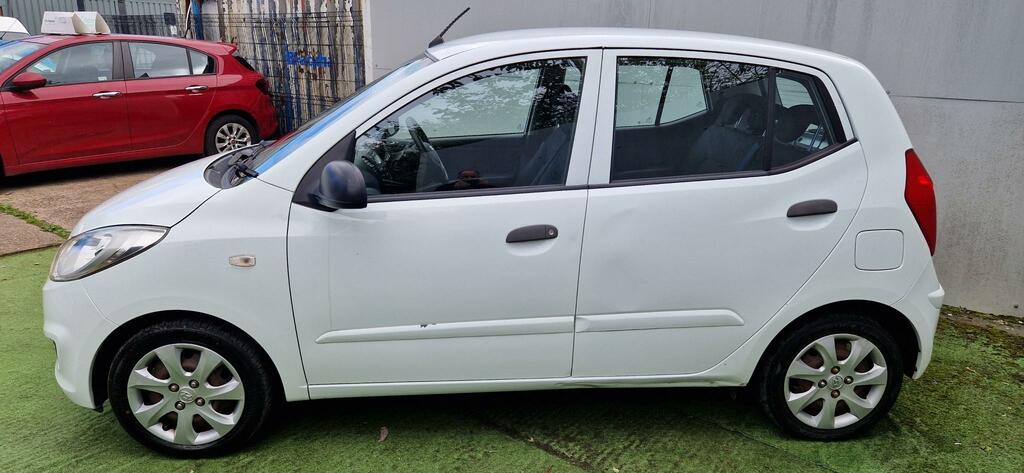 Hyundai I10 Classic White #5
