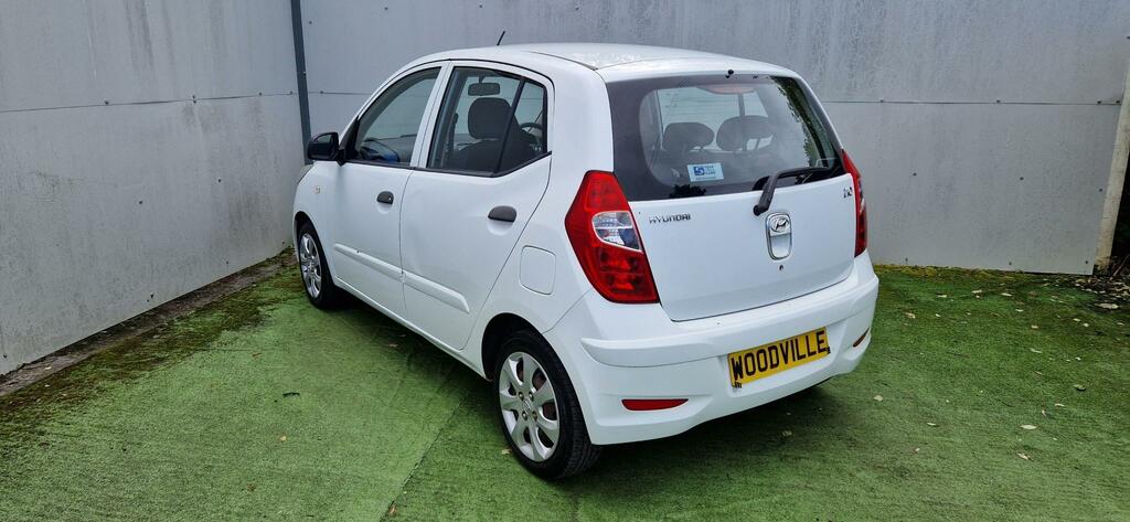 Hyundai I10 Active Black #8
