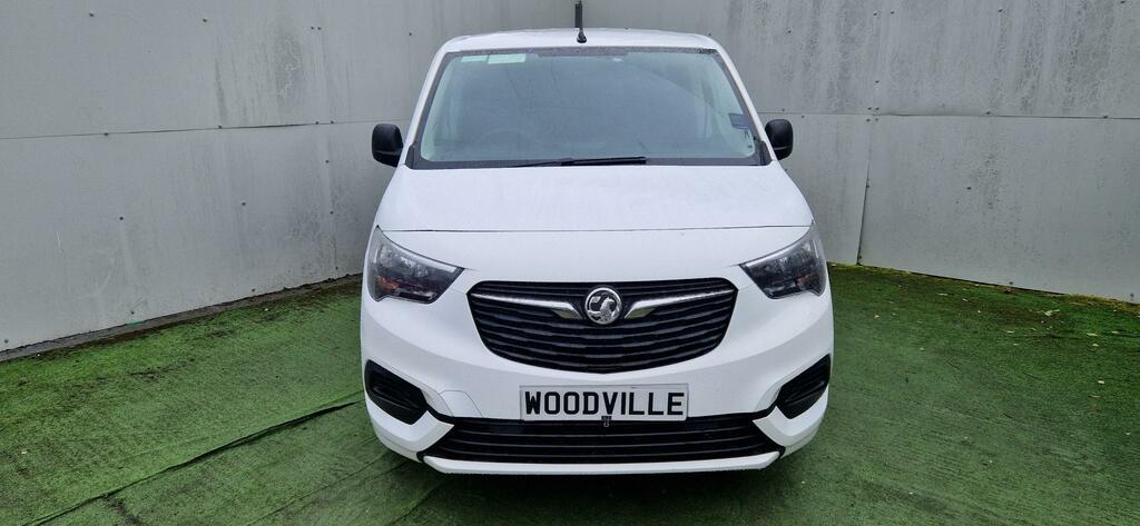 Vauxhall Combo 2300 Sportive S S White #2