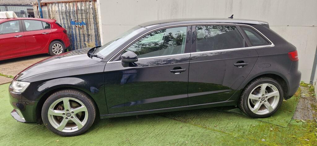 Audi A3 Sportback Sport Tdi Black #5
