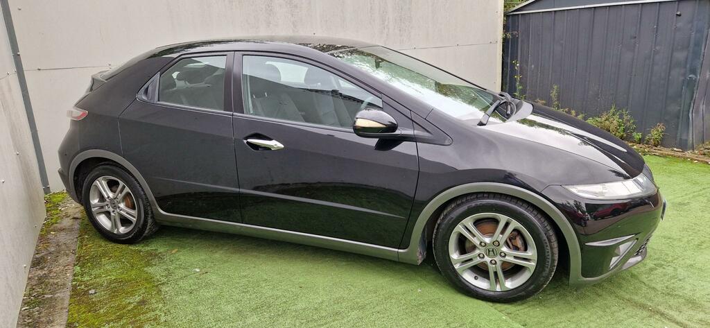 Honda Civic Se I-vtec Black #4
