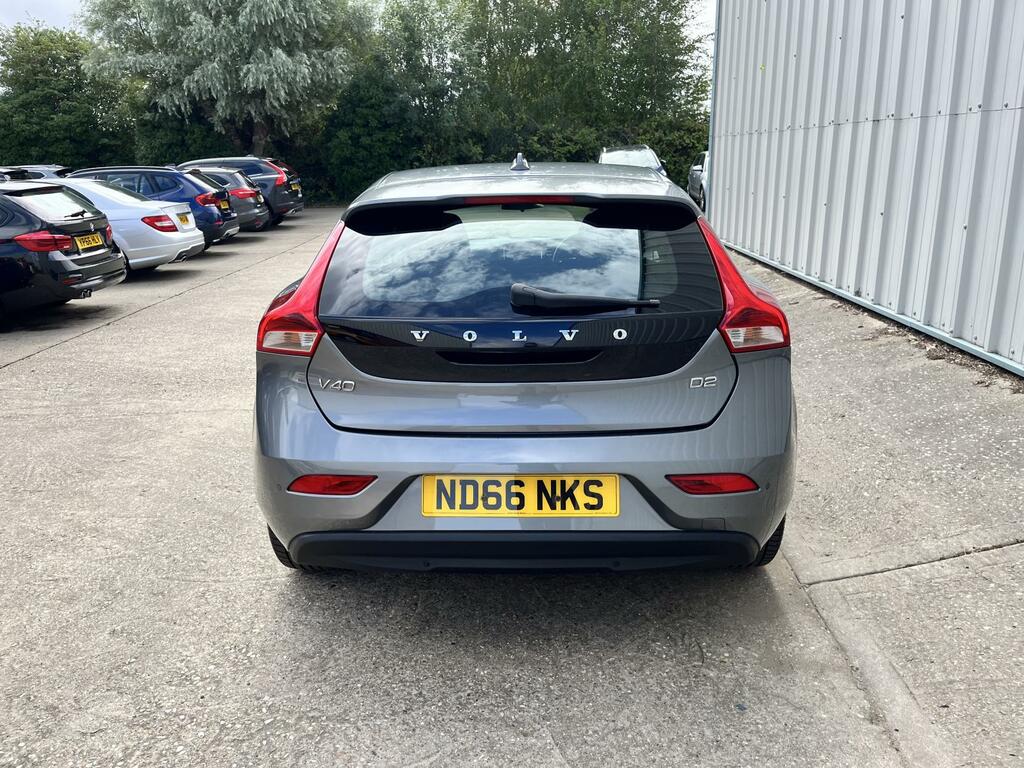 Volvo V40 Momentum Nav Plus ND66NKS Grey #4
