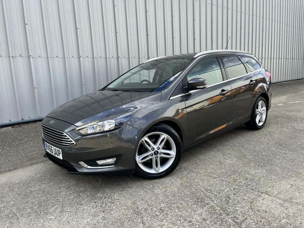 Ford Focus 1.5 Tdci Titanium Estate Euro 6 Grey
