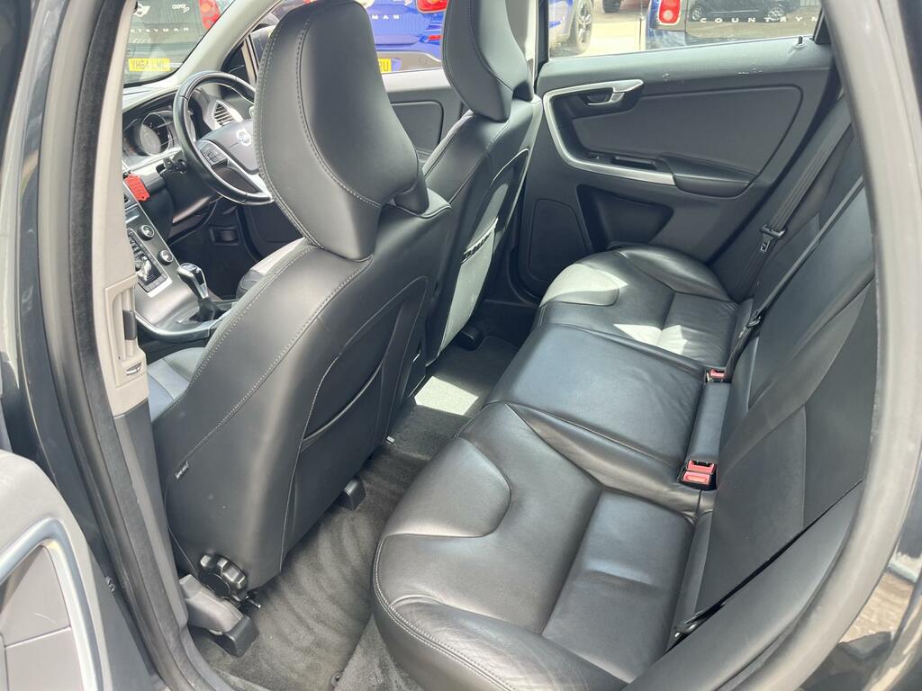Volvo XC60 Xc60 Se Lux Nav D4 Black #19