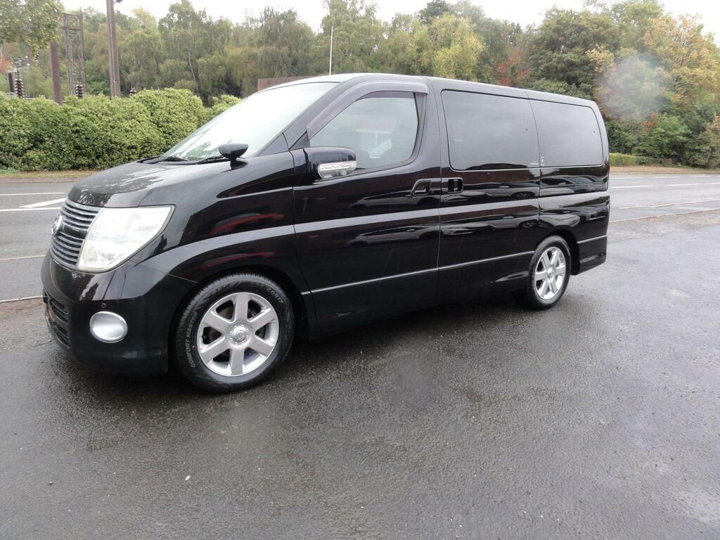 Nissan Elgrand Highway Star Fresh Import 2.5 Black #4
