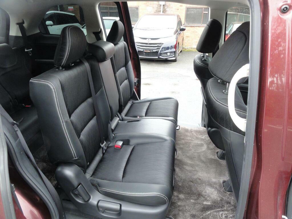 Honda Odyssey 2.4 Absolute Luxury 8 Seats Black #16