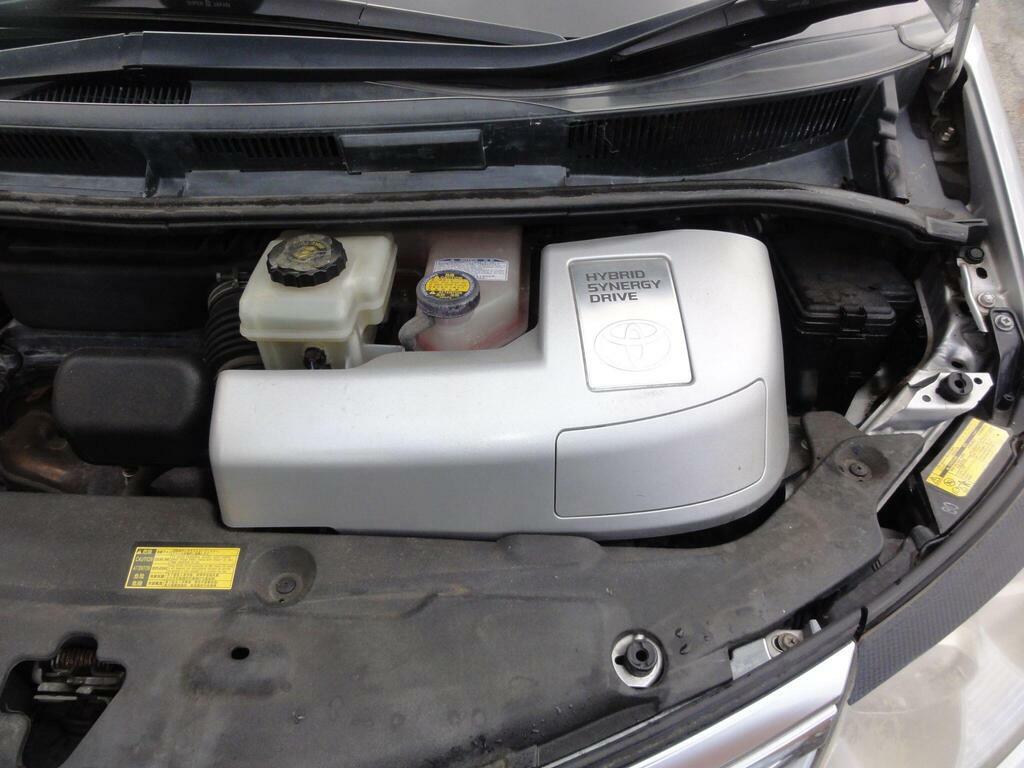 Toyota Estima Hybrid 2.4 Silver #4
