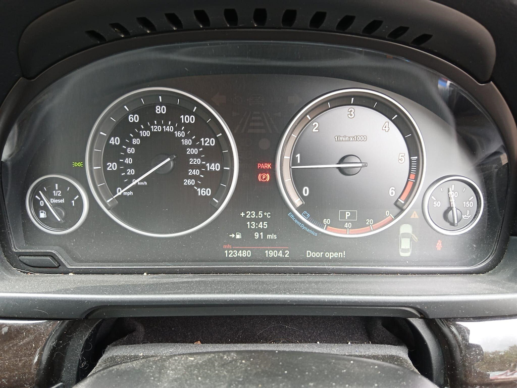 BMW 5 Series 2012 62 520D #13