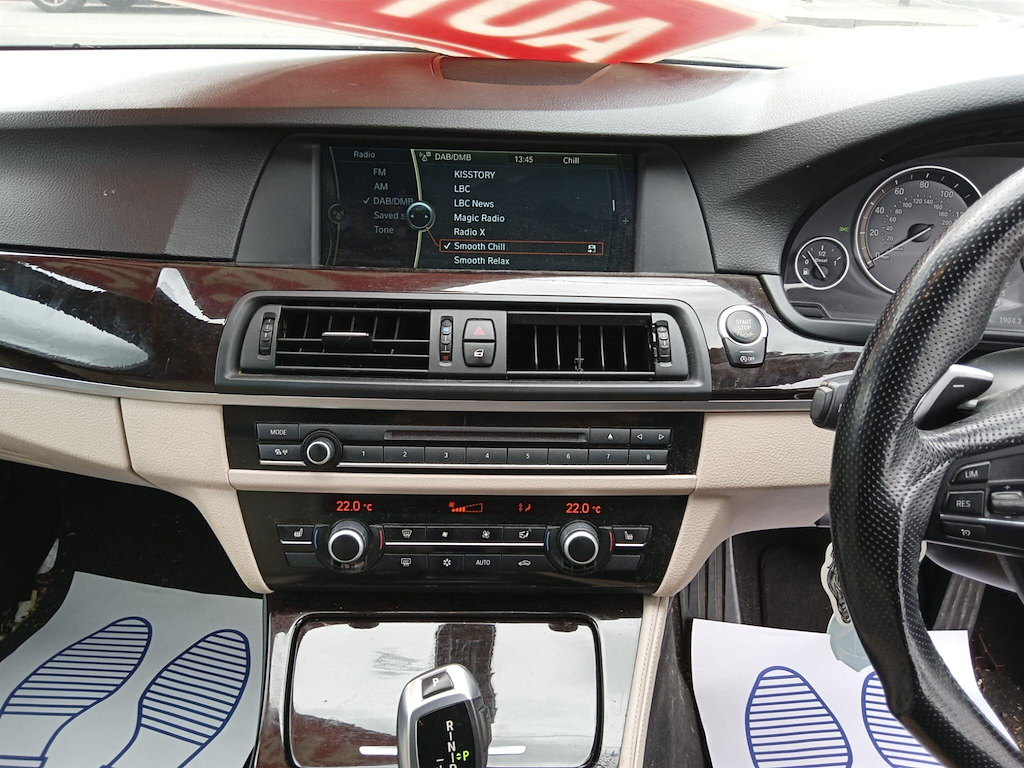 BMW 5 Series 2012 62 520D #14