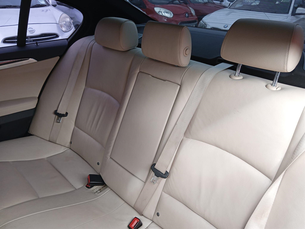 BMW 5 Series 2012 62 520D #18