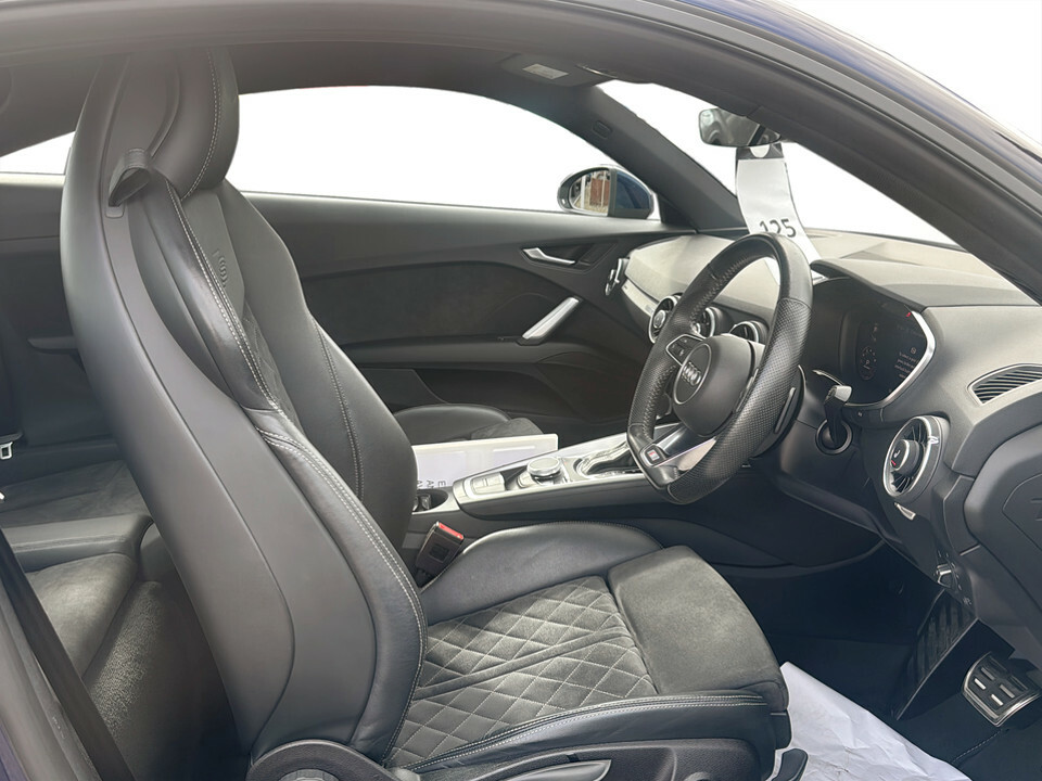 Audi TT Tfsi S Line Black Edition White #32