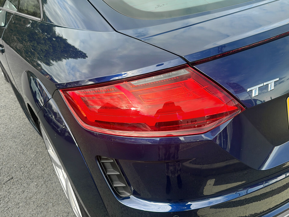 Audi TT Tfsi S Line Black Edition White #10