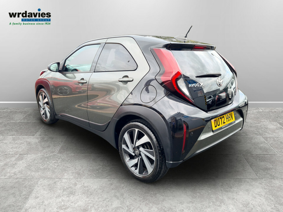 Toyota Aygo X 1.0 Vvt-i Edge Green #5