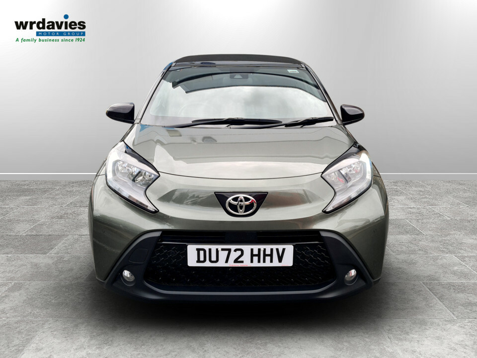 Toyota Aygo X 1.0 Vvt-i Edge Green #2