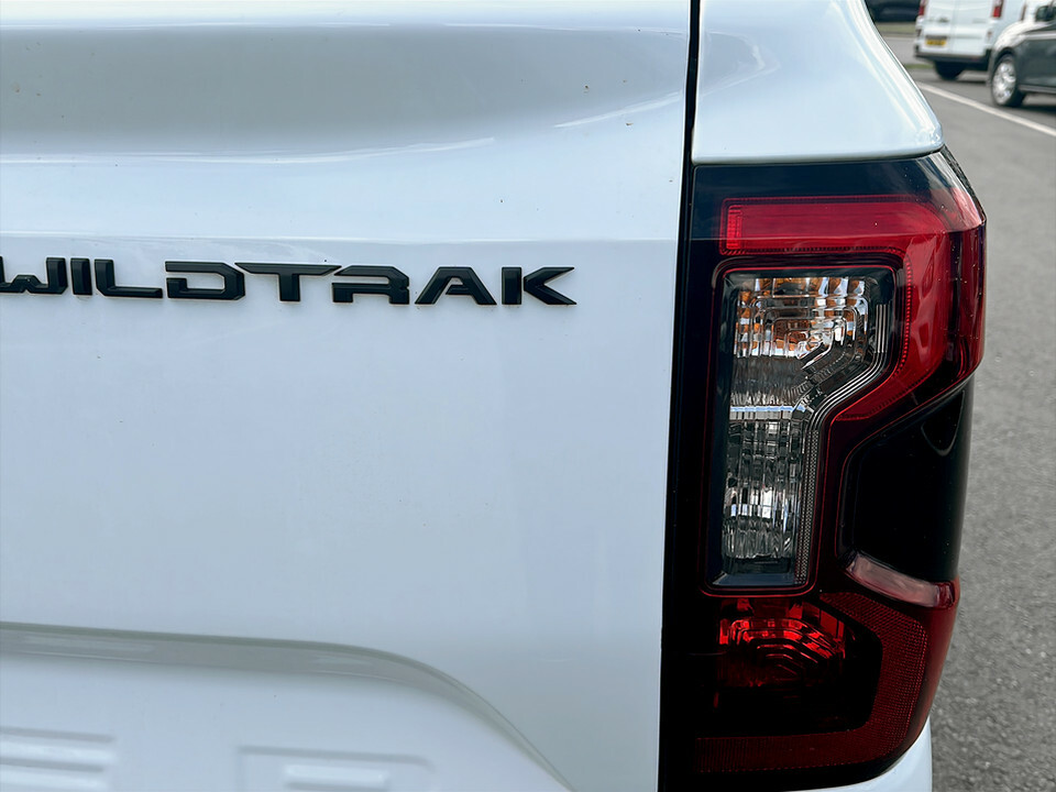 Ford Ranger 2L Wildtrak Black #11
