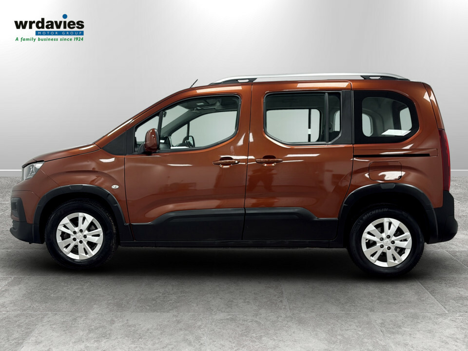 Peugeot Rifter 1.5 Bluehdi 100 Allure Brown #4