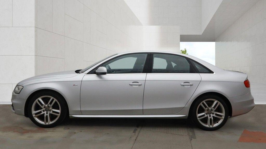 Audi A4 2.0 Tdie Se Technik Black #6