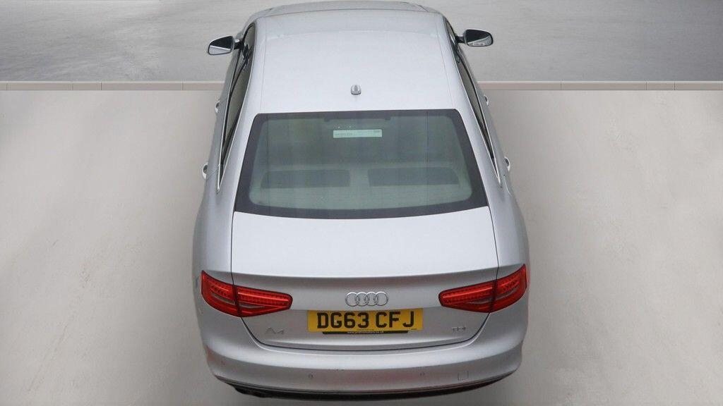Audi A4 2.0 Tdie Se Technik Black #8