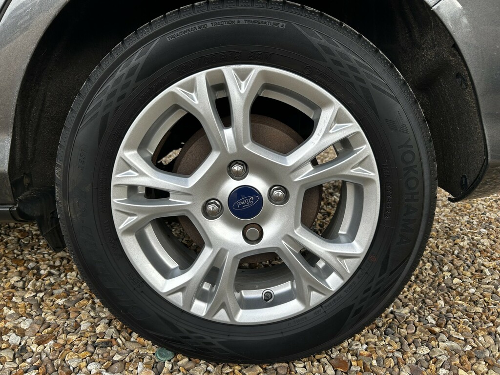Ford B-Max 1.5 Tdci 95 Titanium X Navigator Grey #14