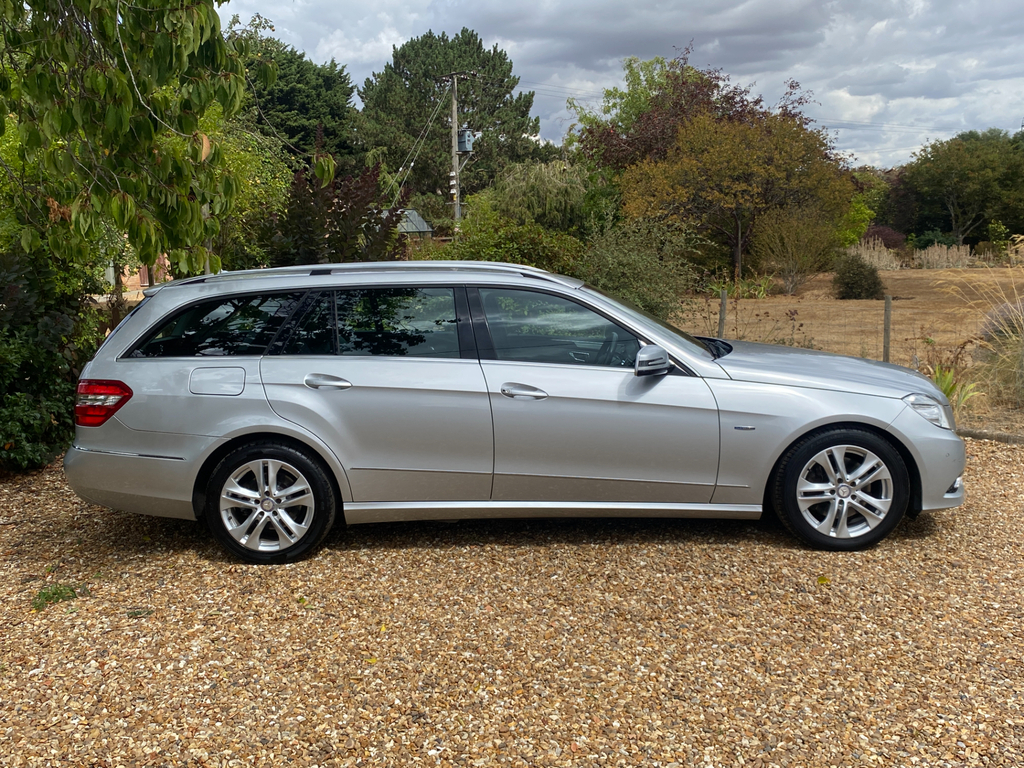 Mercedes-Benz E Class 3.0 Cdi V6 Blueefficiency Avantgarde Estate Di Silver #4