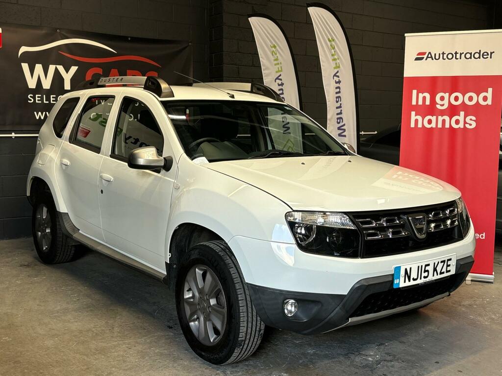 Dacia Duster Laureate White #2