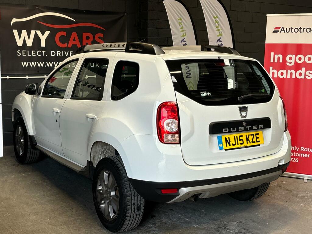 Dacia Duster Laureate White #5