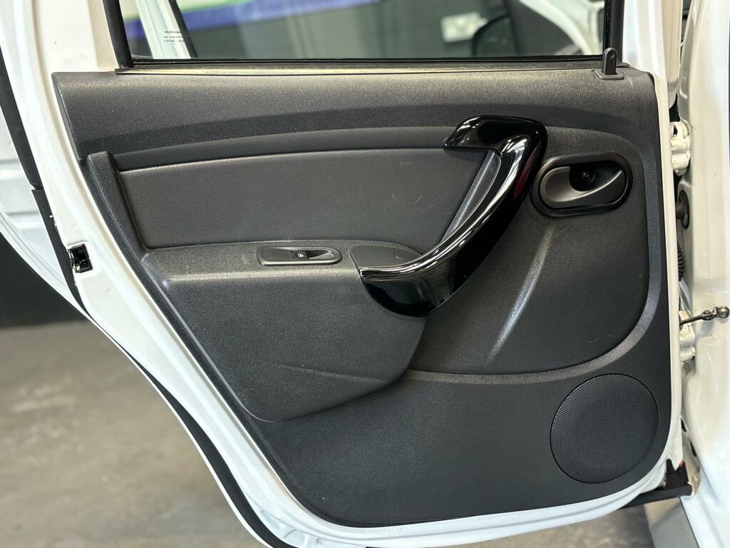 Dacia Duster 1.6 Access Euro 5 White #16