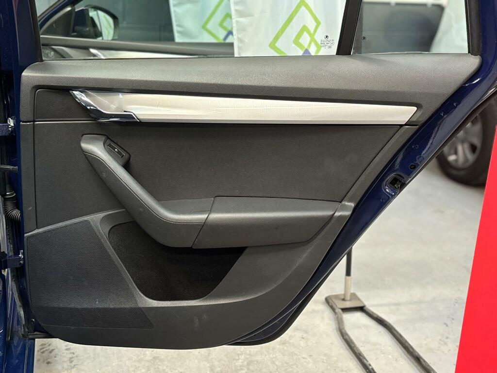 Skoda Octavia Se Blue #21