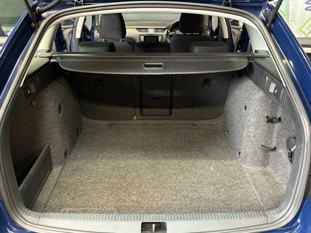 Skoda Octavia Se Blue #30
