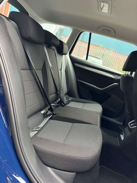 Skoda Octavia Se Blue #15