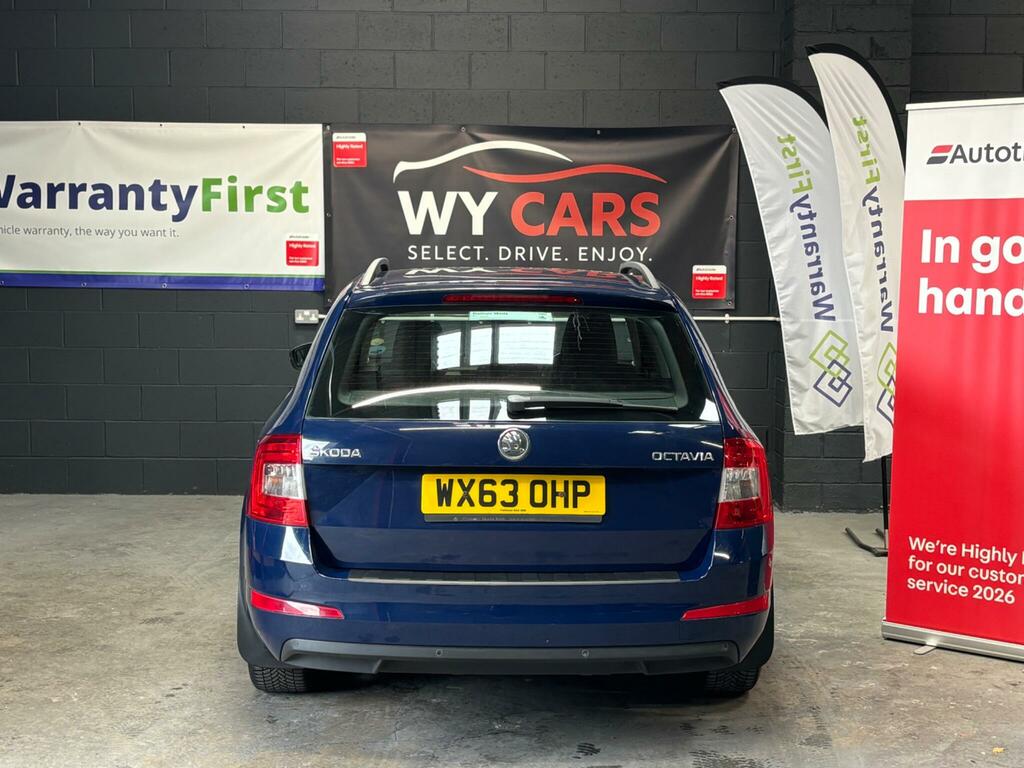 Skoda Octavia Se Blue #8