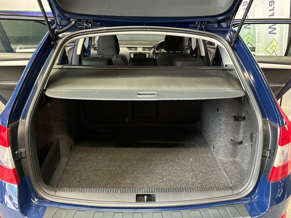 Skoda Octavia Se Blue #31