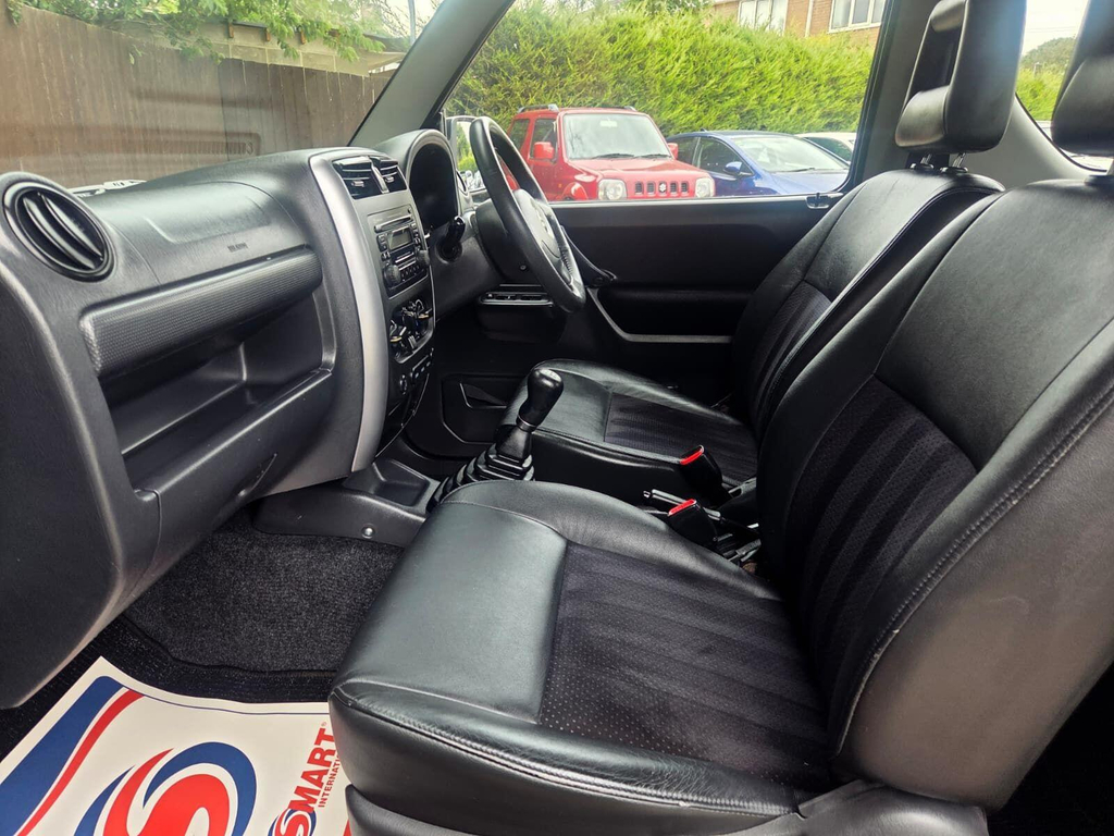 Suzuki Jimny Jlx Red #18