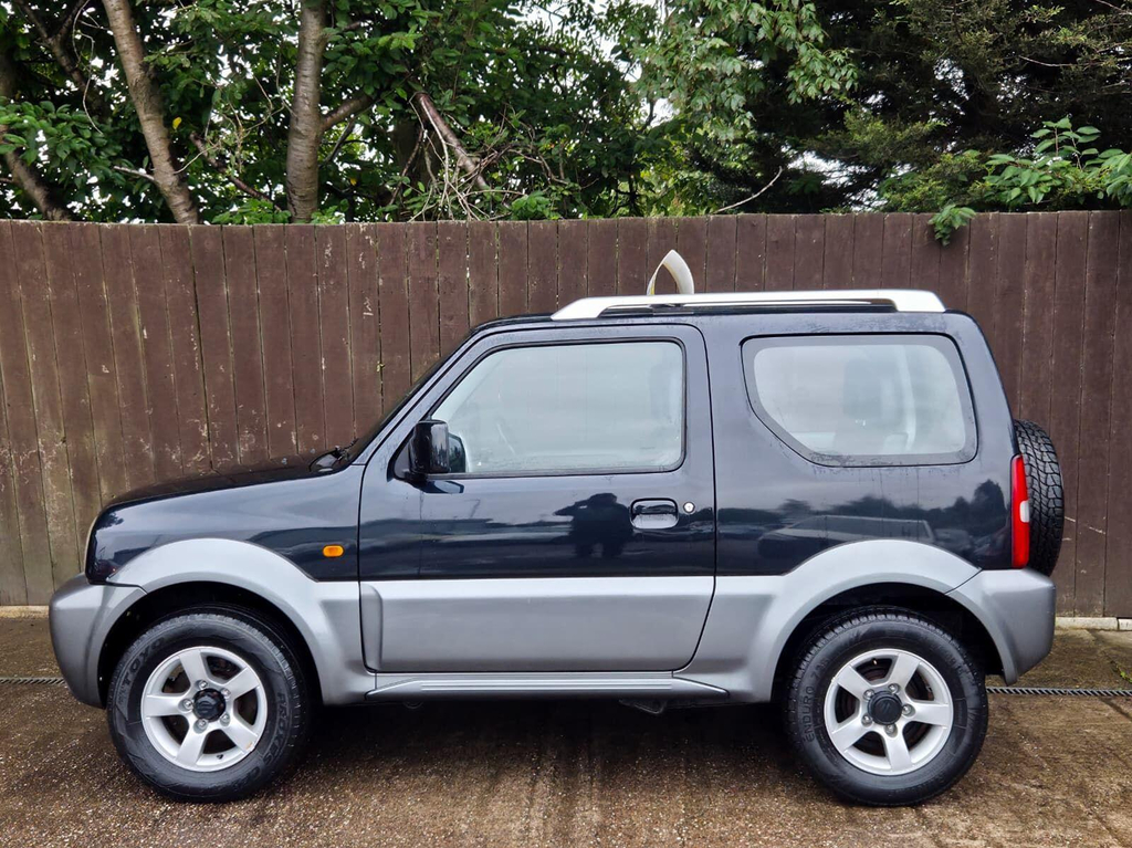 Suzuki Jimny 1.3 Jlx Black #5