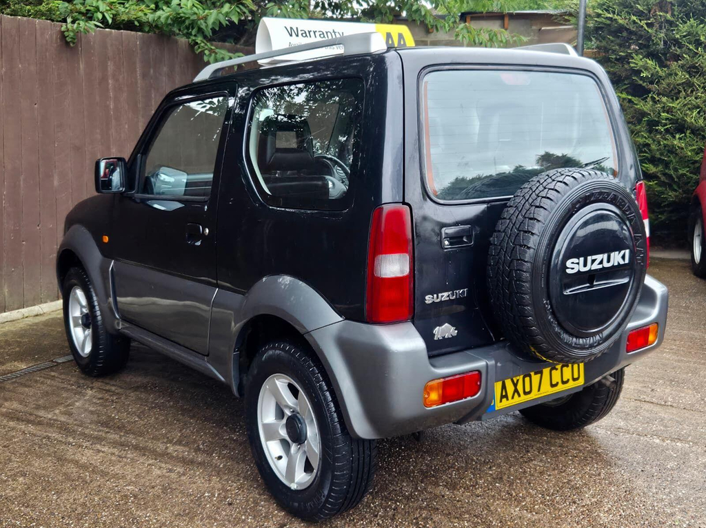 Suzuki Jimny 1.3 Jlx Black #4