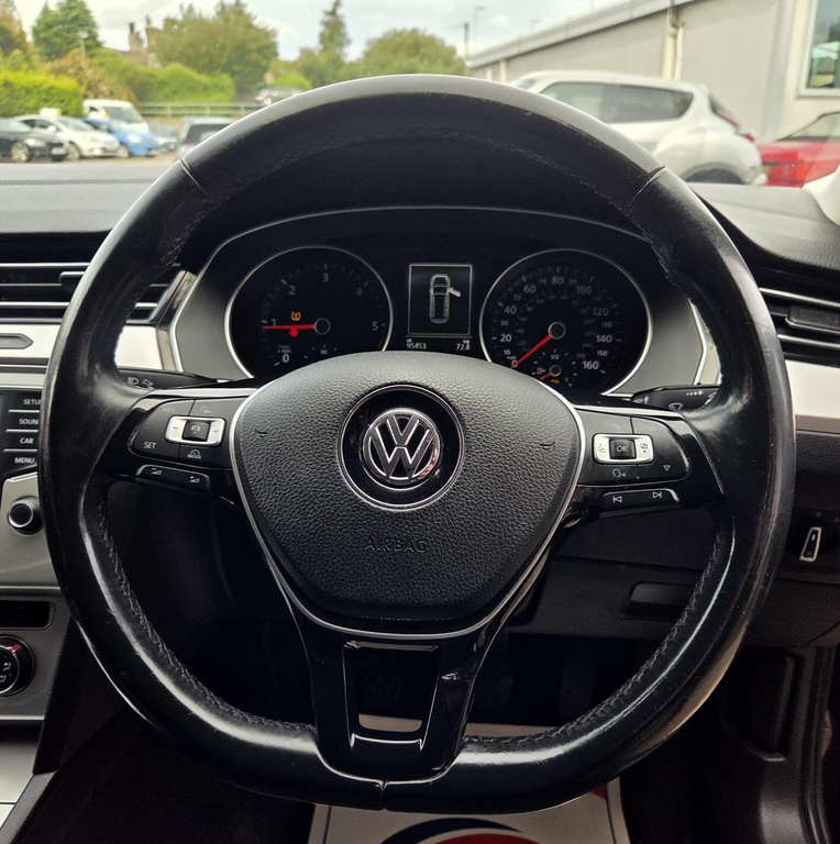 Volkswagen Passat 1.6 S Tdi Bluemotion Technology 119 Bhp Silver #18